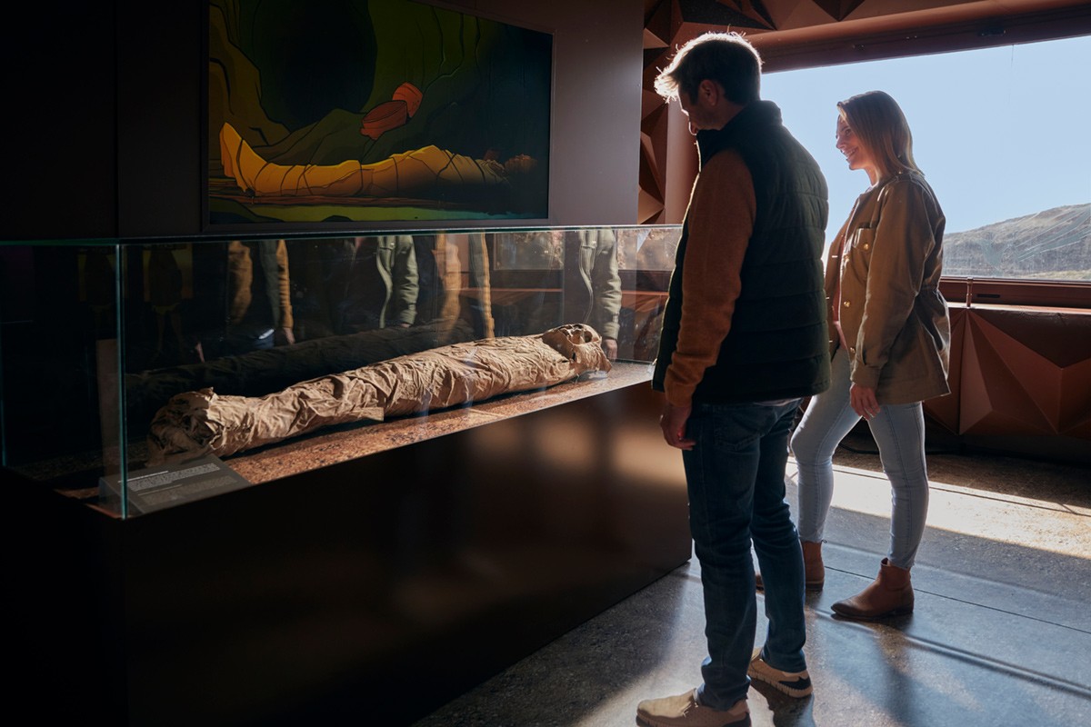 Guanchen-Mumie in der Ausstellung Wissenschaft und Legende auf dem Teide