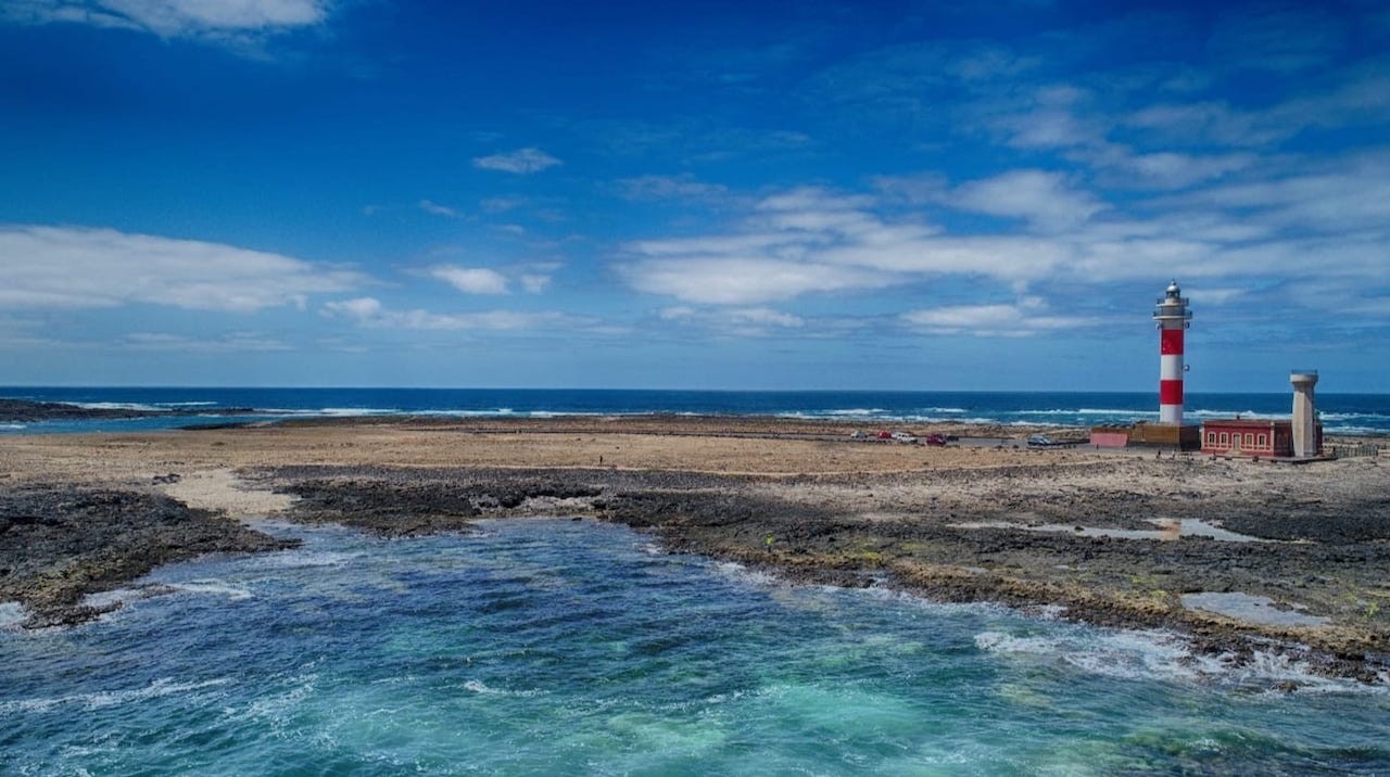Faro di El Cotillo a Corralejo, Fuerteventura, un monumento storico