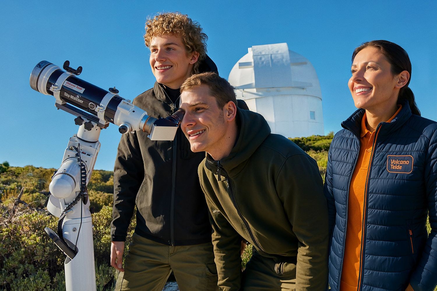 De hemel observeren met de professionele telescopen van het Observatorium, optionele toegang met de VIP Teide Tour De hemel observeren met de professionele telescopen van het Observatorium, optionele toegang met de VIP Teide Tour