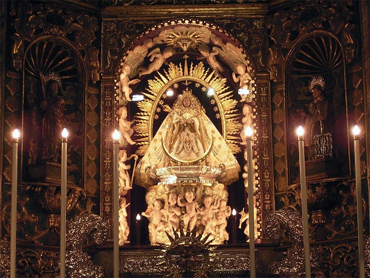 Representation of the Virgin in La Palma privately Representation of the Virgin in La Palma privately