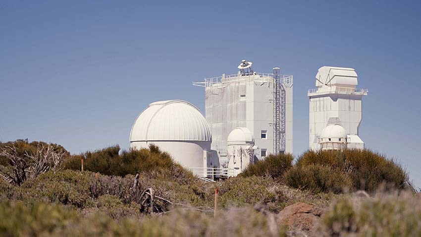 Group tour on Mt Teide: visiting the Observatory and stargazing Group tour on Mt Teide: visiting the Observatory and stargazing